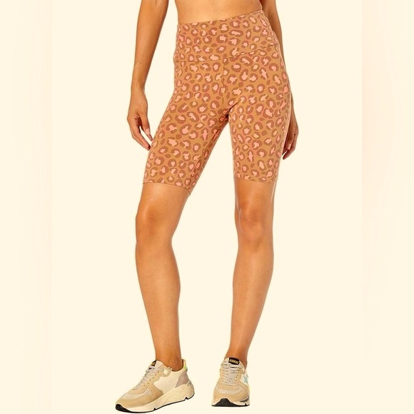 UGG Rilynn Leopard Print Biker Shorts - Picture 2 of 5